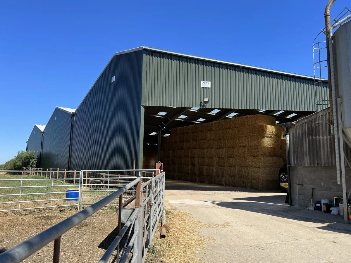 gambrel roof steel buildings