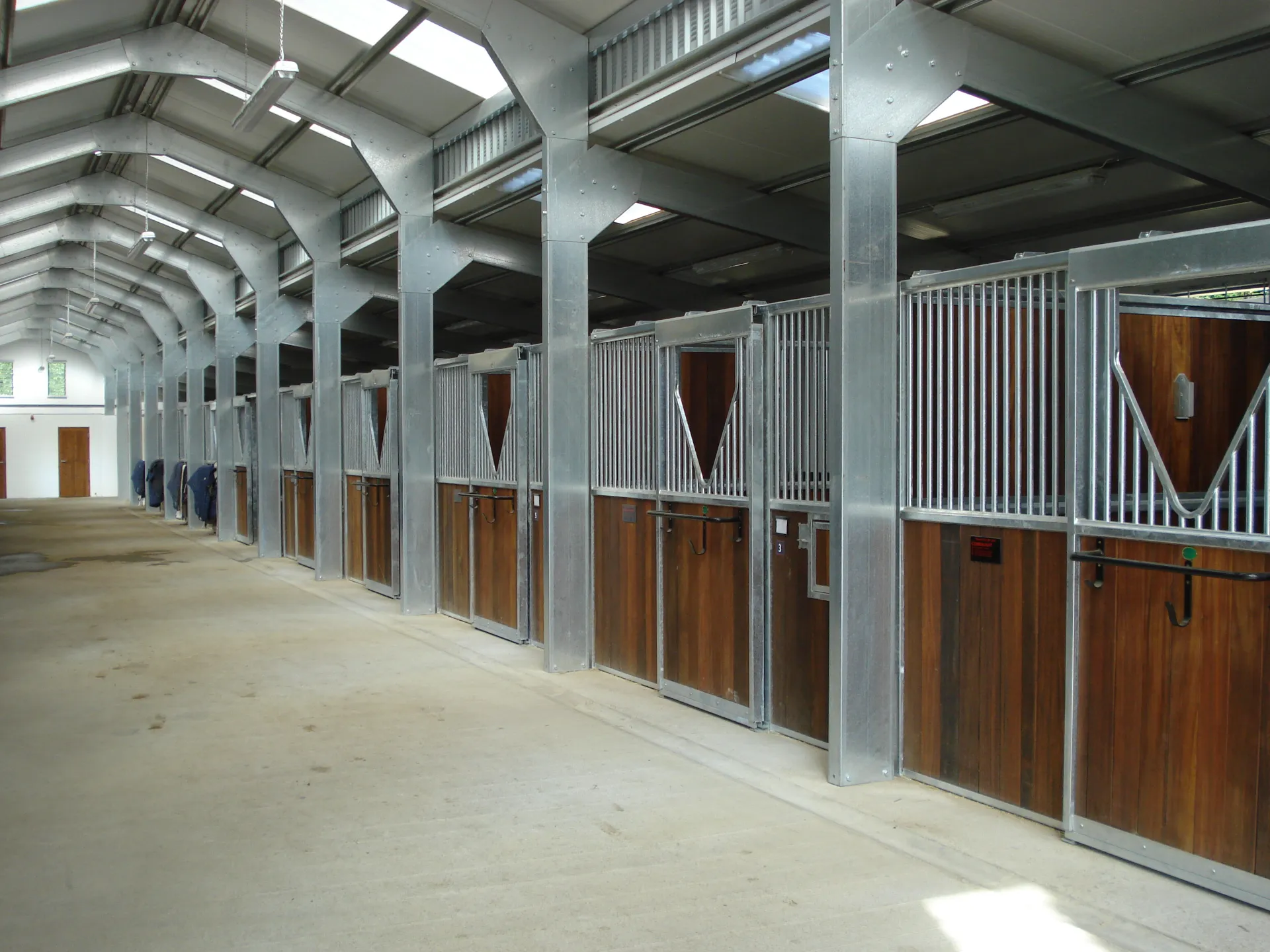 steel beam warehouse