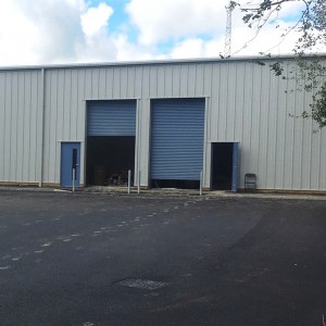 Wholesale OEM/ODM China Q355 Custom Industrial Prefabricated Pre Engineered Metal Structural Steel Frame Structure Construction Prefab Warehouse Workshop Factory Storage Building