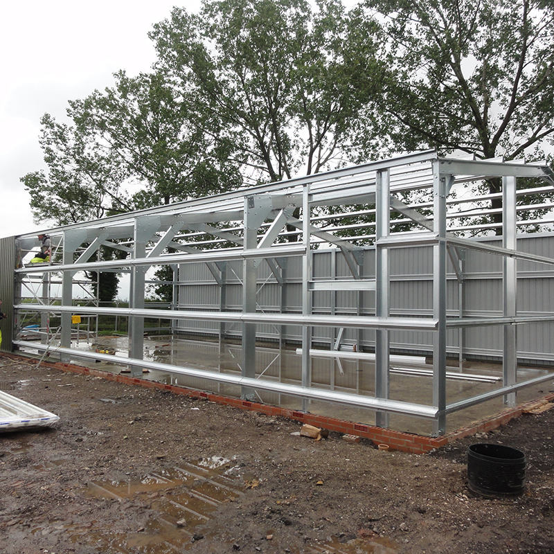 How to define heavy steel structure and light steel structure